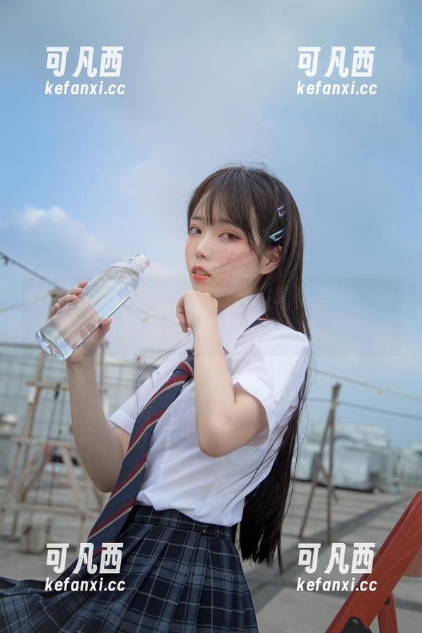 fushii_海堂花嫁梦幻风格写真合集：每张照片都是爱的娓娓道来图册.txt