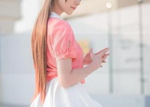kitaro绮太郎独家私拍：浴室中的美图奇观，与你分享绝对不容错过的精彩瞬间！.txt