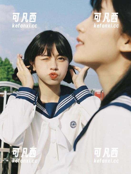 pans - 眼镜与小鱼：一组充满梦幻色彩的美图图集分享.txt