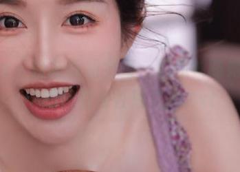 pans – 折折御姐全集，带你领略她作品中的优雅与性感之美.txt