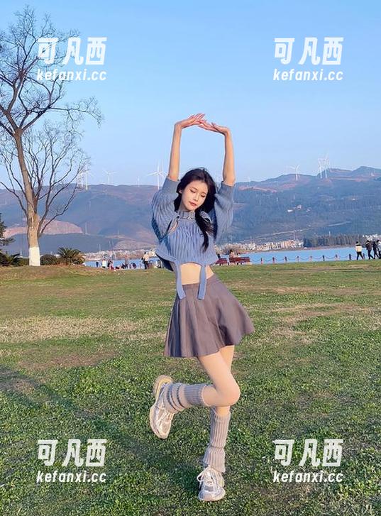 pans - 漫步在樱桃的礼服世界，细致写真图片带你领略无与伦比的视觉享受.txt