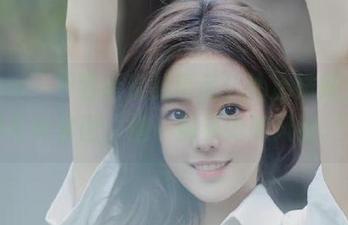 pans – 不容错过的精品！沁沁妹妹全新免费写真套图，逐一解锁她的风韵。.txt