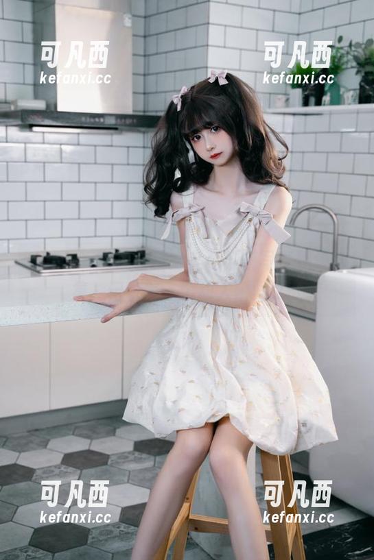 pans - 透视白色之美：苏琪写真精选合集，记录每一个动人瞬间.txt
