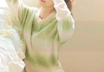 pans – 薇妮从镜头中绽放：她的写真剧情与图片资源带来的灵感.txt