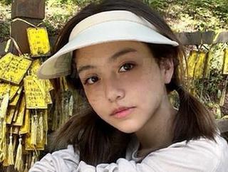pans – 精选高清照片：默默姐姐写真中的优雅与个性.txt