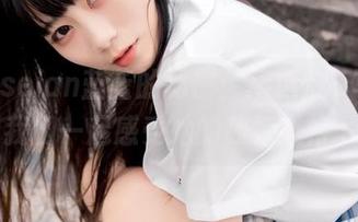 走进usejan蓝蓝的秘密：精选cos写真，让我们一起感受她的独特风格.txt