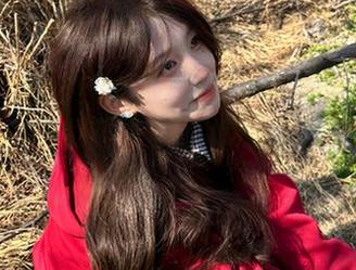 丽柜 – 可馨红裙写真合集：看完这些图片，你会发现红裙原来可以这么多姿多彩！.txt