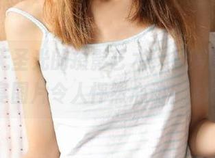 丽柜 – 无圣光的摄影艺术，婷婷的贵足盛宴图片令人怦然心动！.txt