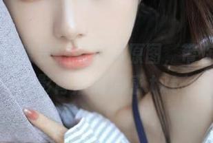 丽柜 – 小智贤油亮写真原图，带你感受摄影背后的情感.txt