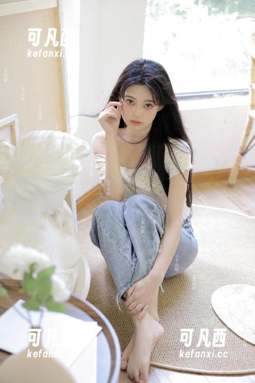 丽柜 - 冰火丝柔的梦幻之境：汐汐带你探索无圣光美图的魅力.txt