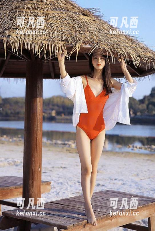 丽柜 - 潘潘带来的最新妹妹写真合集，你不容错过的梦幻时刻！.txt