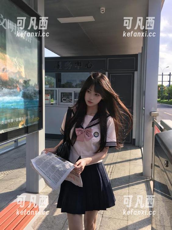 丽柜 - 甜甜棉袜优雅美图，记录袜子的每一份柔软与细腻图包.txt