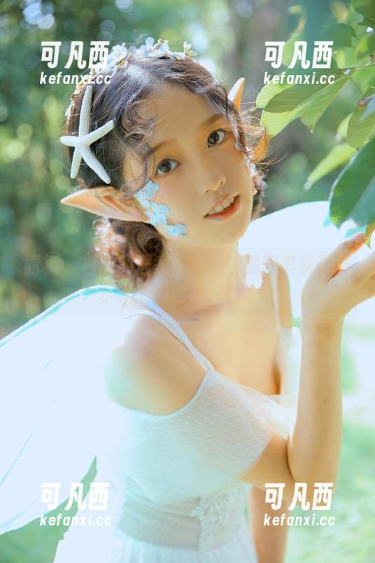丽柜 - 白云的居家生活：高清写真资源展示无限创意与灵感.txt