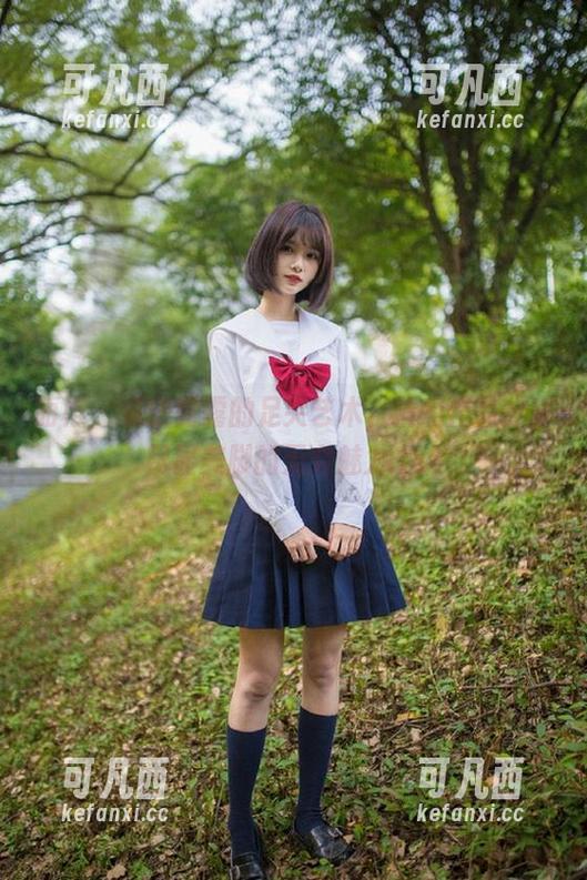 丽柜 - 走进露露的足尖艺术，精彩作品分享尽显美脚的无穷魅力.txt