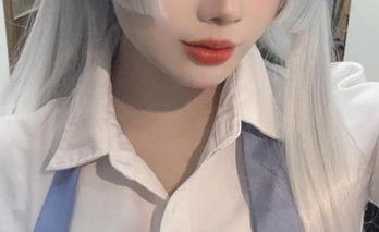 九言倾情呈现：斑点熊猫写真照片中的温馨瞬间与灵动之美.txt