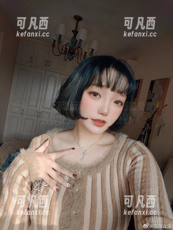 加入我们，获取云溪溪奶桃校服的免费图片资源，超值体验！.txt