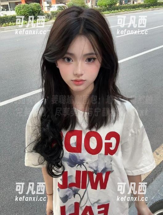 克拉女神 - 姜璐瑜伽图包：瑜伽与自然的完美相融，尽享美丽与宁静合集！.txt