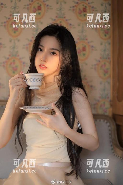 克拉女神 - 一场“忆之”的视觉盛宴，奇妙美足合集美图，点燃你对美的渴望！.txt