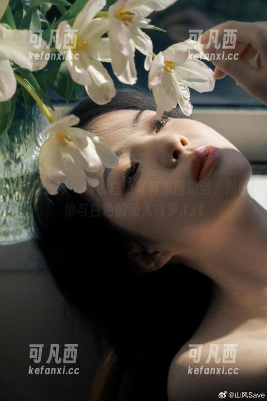 克拉女神 - 雅楠白色写真美图精选，倾听她与白色的动人故事.txt