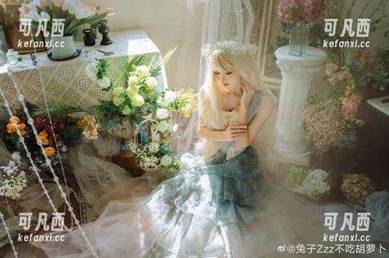 免费下载兔子Zzz不吃胡萝卜夏天的唯美原图，尽情欣赏她的艺术魅力！.txt