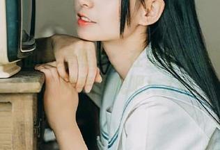 兔玩映画的高清照片：在黄昏下邂逅少女心，快来围观吧！.txt