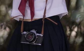追寻纯白修女的梦幻瞬间：兔玩映画高清写真集欣赏.txt