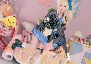 追寻六二二同学的机车少女写真，风驰电掣间的青春故事尽在其中！.txt
