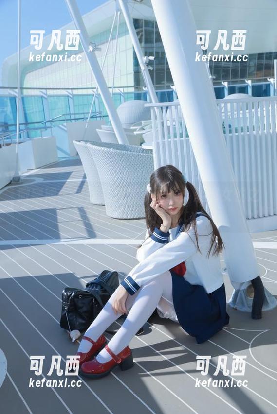 微密圈 - 古阿扎连体衣图集：展现女性之美的精选写真作品.txt