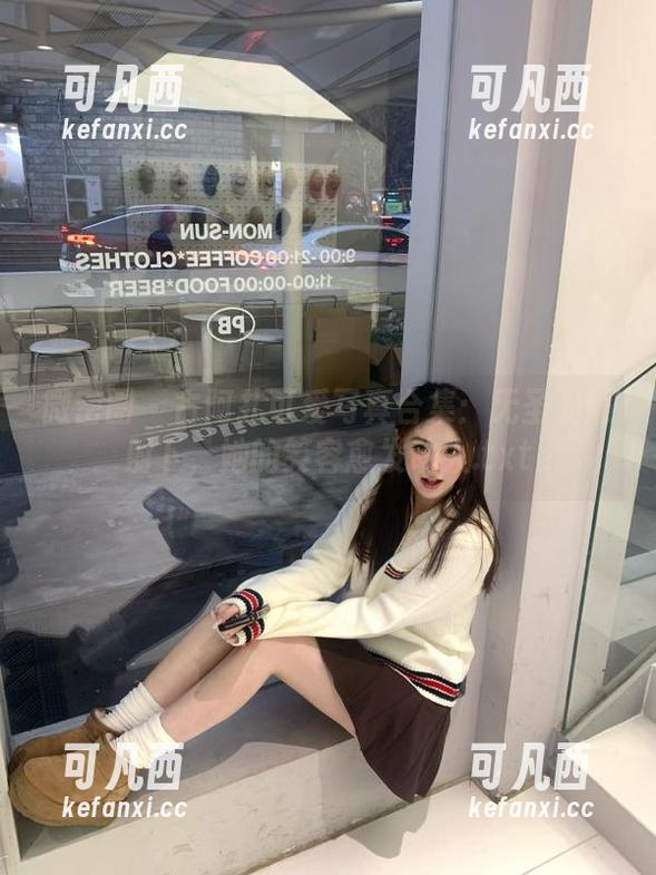 微密圈 - 古阿扎可爱写真合集：无圣光照射下，她的笑容愈发动人.txt