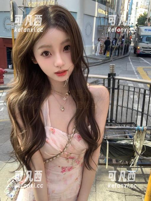 唐韵写真 - 妮妮制服写真图集大揭秘：每一帧都是时光的定格与记忆.txt