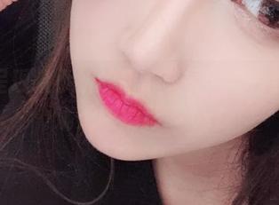 线上呈现啾小妍的甜心美图，每一张都充满无限精彩！.txt