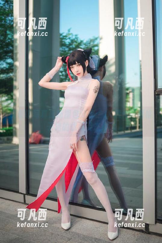 探索喵写真最新图包分享：JK黑丝校服格子裙的优雅姿态.txt