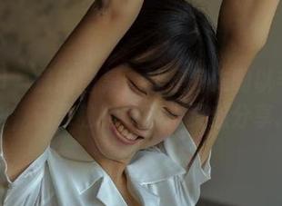 嗲囡囡 – 最新图集：就是阿朱啊以毛衣为主题，记录独特的穿搭灵感分享.txt