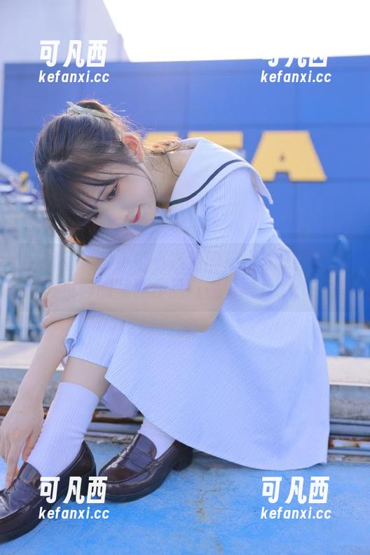 嗲囡囡 - 梦小楠小夜猫的奶牛艺术：让你沉醉的写真作品与视觉图片.txt