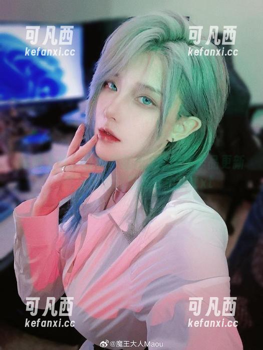 惊艳上线！在下萝莉控ii体操服作品更新，感受她的动感与自由！.txt