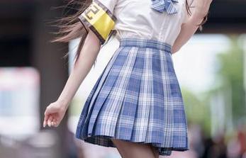 坏露露香宝独特高清美图，展现天使般的柔美与力量.txt