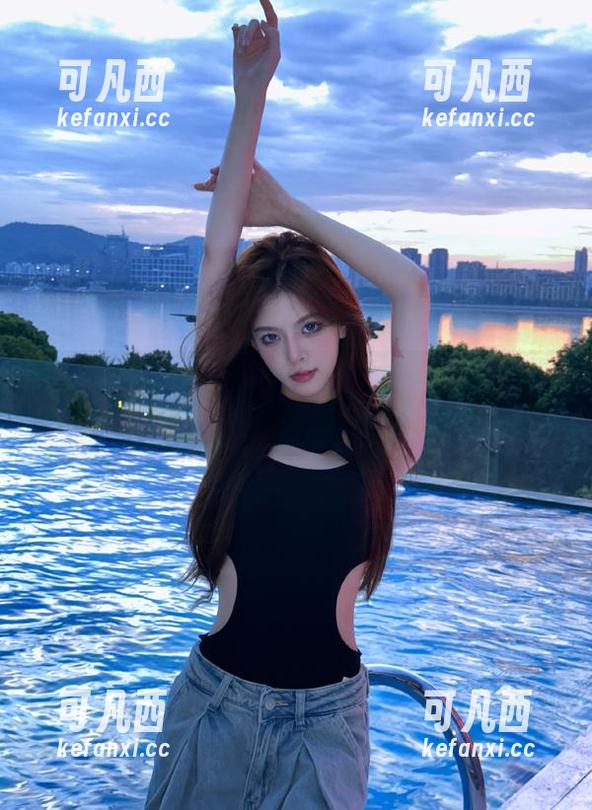 头条女神 - 白裙下的信悦儿：图库中最美瞬间的分享.txt