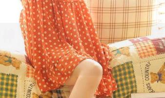 头条女神 – 精美高清写真集：萌琪琪的镂空作品，艺术与情感的交融.txt
