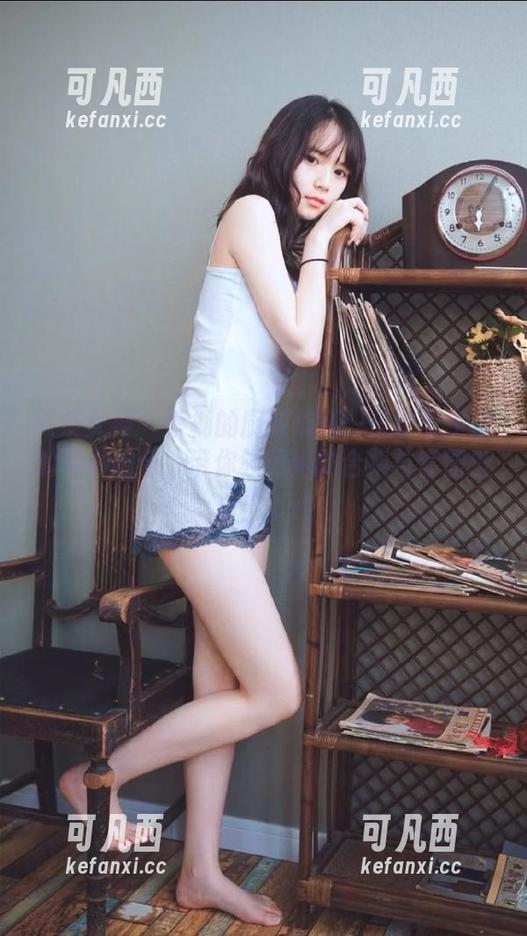 头条女神 - 蔡楠的厨娘情怀：美食与生活的绝妙融合，带你领略她的合集与套图魅力！.txt