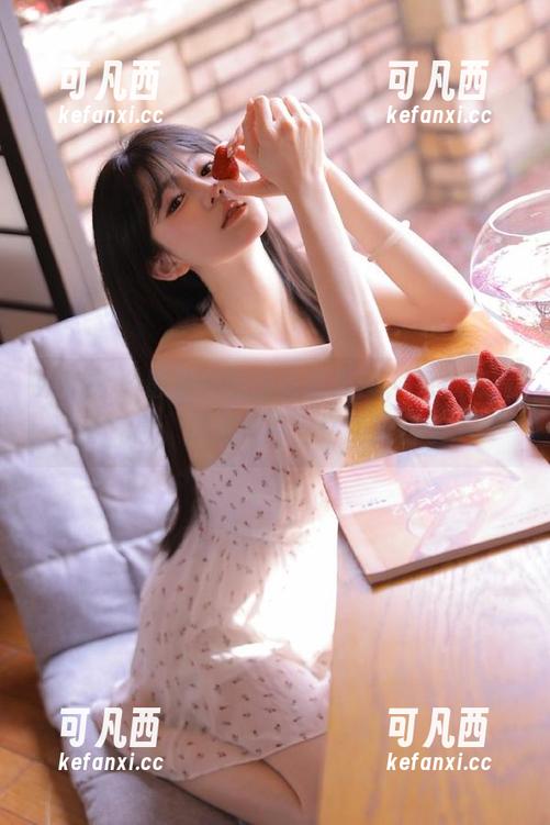 妖精社 - 静静的校服写真美图，免费传递青春气息，邀你一同回忆甜美日子.txt