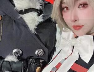 瑰丽的宫本桜：可爱写真图册合集，带来视觉与心灵的双重享受！.txt