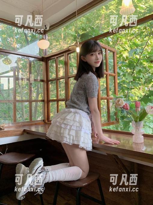 微密圈 - 探索小优优子网袜的无限魅力，免费下载高清写真！.txt