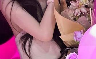 尤果网 – 仙妮最新校园写真作品集：记录青春岁月的美好瞬间.txt