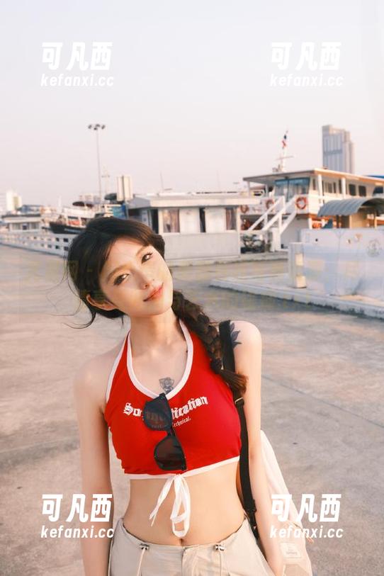 尤果网 - 周心情的美脚在线写真资源：尽情享受时尚与艺术的碰撞.txt