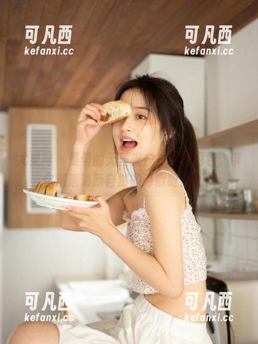 尤果网 - 曼曼的无圣光户外写真图包，带你邂逅清新自然的诗意时光.txt