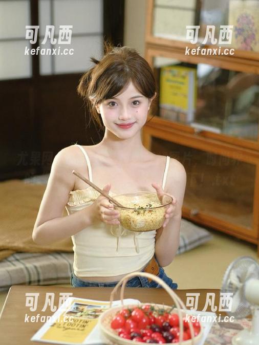 尤果网 - 高清曼苏拉娜红裙图片，时尚界的“红唇魔法”，快来感受一下！.txt
