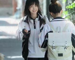 尤果网 – 倾心朱赢的婚纱风采！全套图片带你体验无尽的浪漫旅程.txt