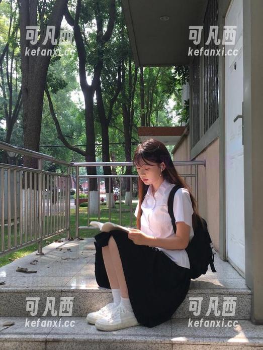 尤果网 - 快来围观杨乔之双人套图合集，搞笑瞬间亮瞎你的眼！.txt