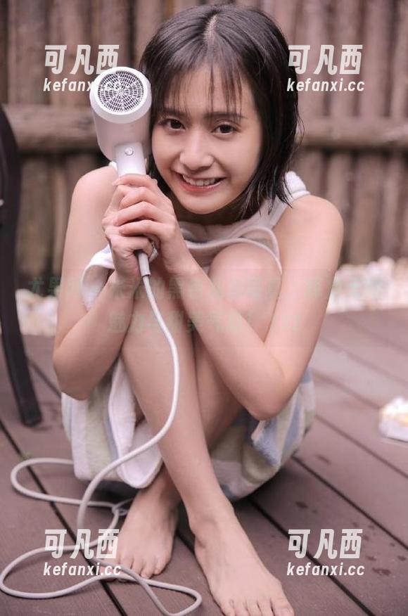 尤果网 - 米米的黑色私房写真，释放无限魅力与甜美气息！.txt
