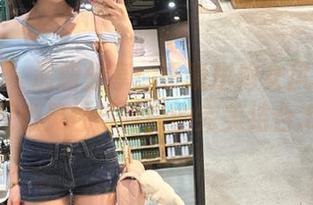 尤果网 – 最新分享：谭晓彤修女风格写真，探索灵性与时尚的完美结合.txt